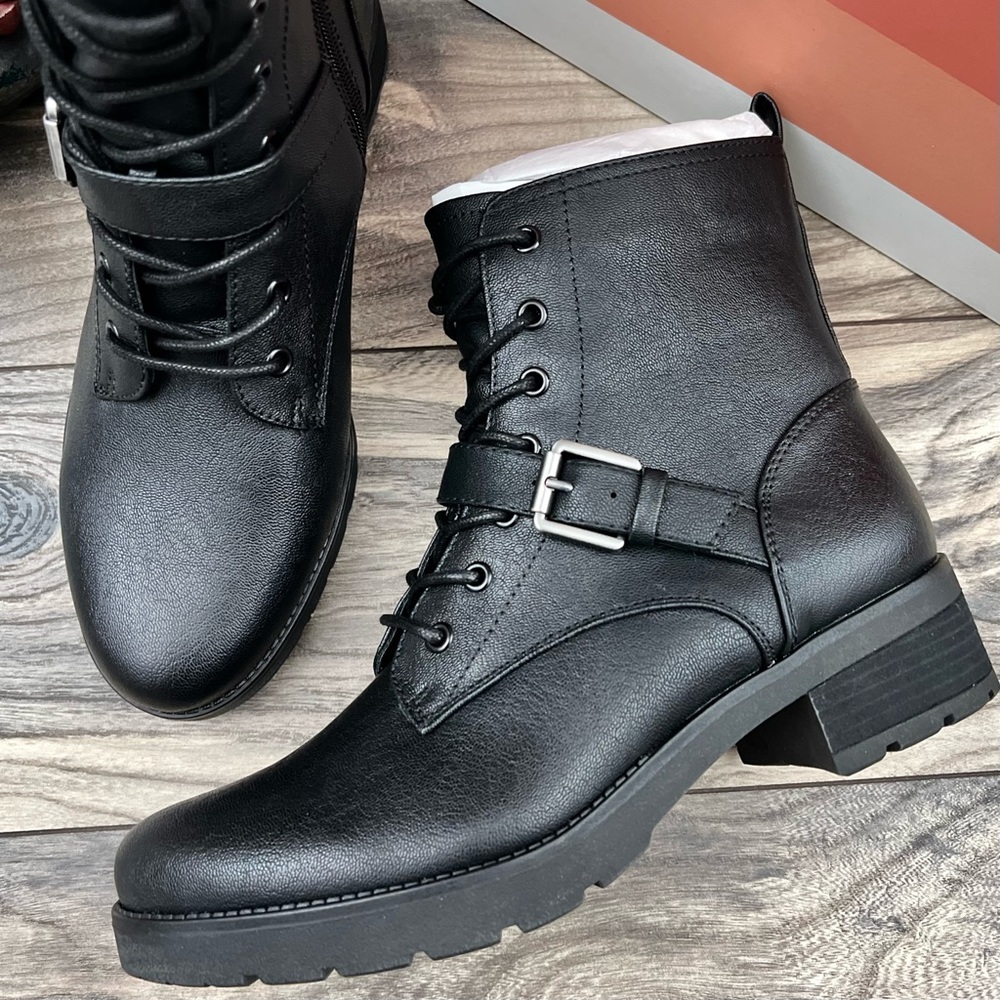 NIB Soul Naturalizer Quartz Black Leather Lace Up Zip Ankle Combat Boots 8M - Picture 2 of 12